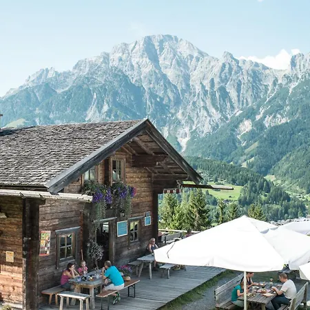 Der Loewe Lebe Frei Hotel 4*