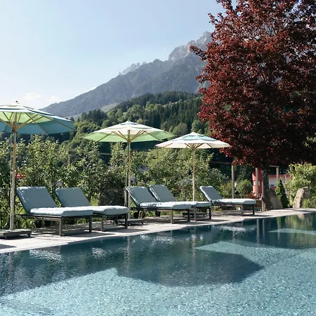 Der Loewe Szálloda Leogang
