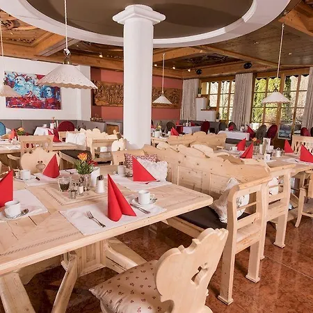 Hotel Der Loewe Lebe Frei 4*